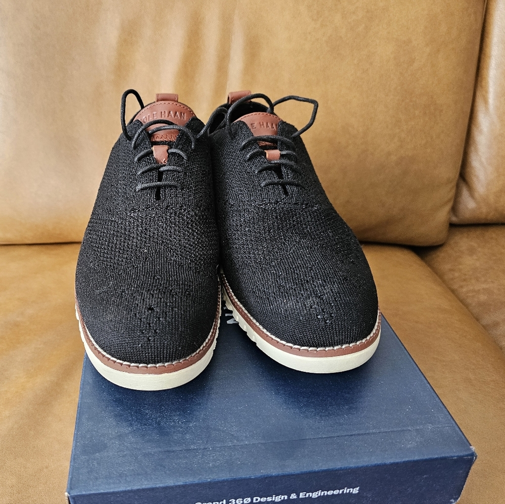 Like new Cole Haan Zerogrand Mens shoes